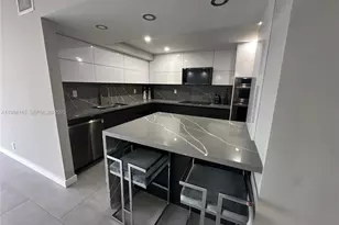 600 Parkview Dr, Hallandale Beach, FL 33009 - Photo 1