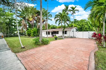7135 SW 19th Ter, Miami, FL 33155 - Photo 1