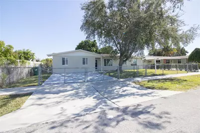 19807 SW 118th Pl, Miami, FL 33177 - Photo 1