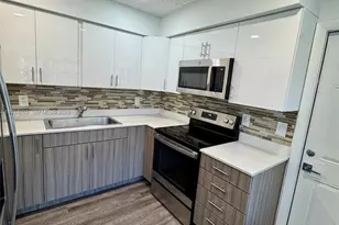 100 SW 9th St, Hallandale Beach, FL 33009 - Photo 1