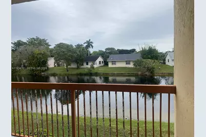 7650 Westwood Dr #521, Tamarac, FL 33321 - Photo 1