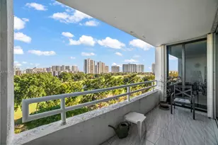 20225 NE 34th Ct, Aventura, FL 33180 - Photo 1