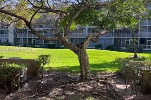 801 SW 133rd Terrace, Pembroke Pines, FL 33027 - Photo 1