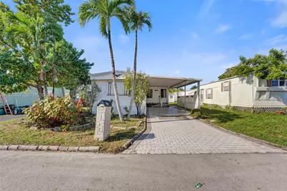 361 NW 135th Ave, Plantation, FL 33325 - Photo 1