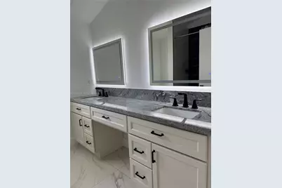 1090 SE 6th Ave, Dania Beach, FL 33004 - Photo 1
