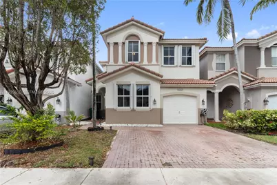 8562 NW 108th Ave #8562, Doral, FL 33178 - Photo 1