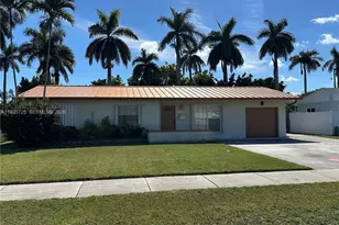 9070 SW 183rd Terrace, Palmetto Bay, FL 33157 - Photo 1