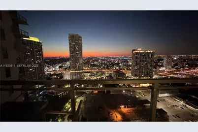 92 SW 3rd St #3607, Miami, FL 33130 - Photo 1