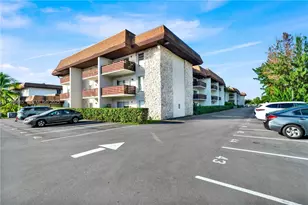 7477 SW 82nd St, Miami, FL 33143 - Photo 1