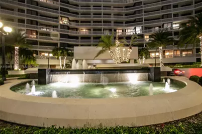 1000 W Island Blvd #2906, Aventura, FL 33160 - Photo 1