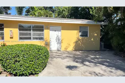 706 SW 4th Ter #4, Dania Beach, FL 33004 - Photo 1