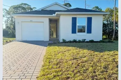 3035 Harvard Cir #3035, Labelle, FL 33935 - Photo 1