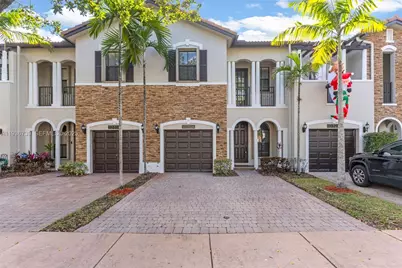 10318 NW 30th Ter, Doral, FL 33172 - Photo 1