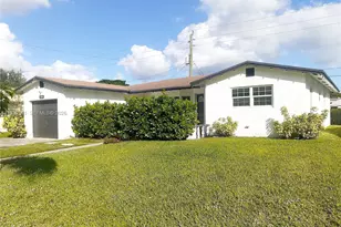 2109 N Park Rd, Hollywood, FL 33021 - Photo 1