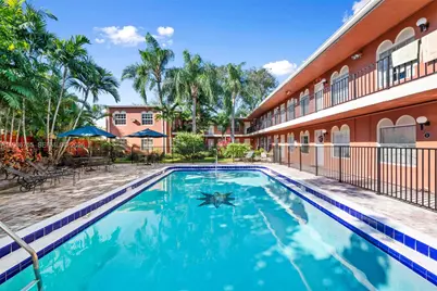 1405 Miami Rd #10, Fort Lauderdale, FL 33316 - Photo 1