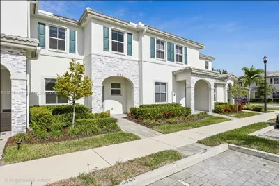 2645 SE 17th St, Homestead, FL 33035 - Photo 1