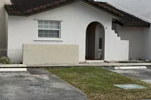 13551 SW 62nd St #4, Miami, FL 33183 - Photo 1