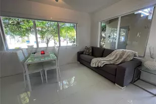 801 15th St, Miami Beach, FL 33139 - Photo 1