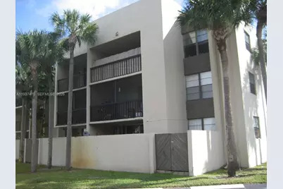 10855 SW 112 Av #206, Miami, FL 33176 - Photo 1