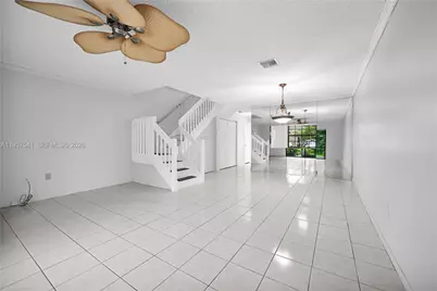 502 Westree Ln, Plantation, FL 33324 - Photo 1