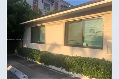 1016 NE 17th Ave #1, Fort Lauderdale, FL 33304 - Photo 1