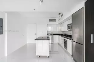 92 SW 3rd St, Miami, FL 33130 - Photo 1
