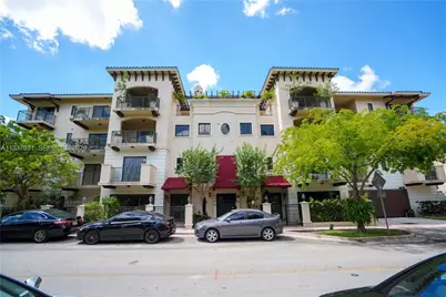 300 Majorca Ave #TH-102, Coral Gables, FL 33134 - Photo 1