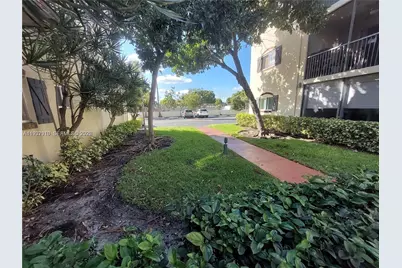 253 S Cypress Rd #206, Pompano Beach, FL 33060 - Photo 1