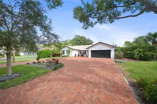 1701 NW 84th Dr, Coral Springs, FL 33071 - Photo 1