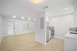 550 NE 68th St, Miami, FL 33138 - Photo 1