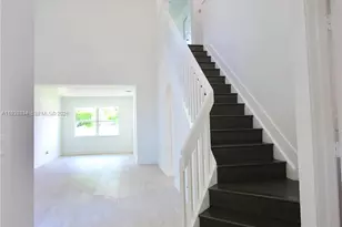 239 NW 107th Ave, Pembroke Pines, FL 33026 - Photo 1