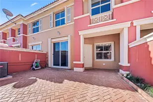 6141 NW 115th Pl, Doral, FL 33178 - Photo 1