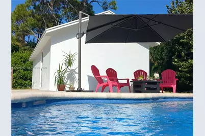 11324 Palm Tree Ln, Palm Beach Gardens, FL 33410 - Photo 1