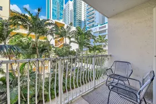 677 NE 24th St, Miami, FL 33137 - Photo 1