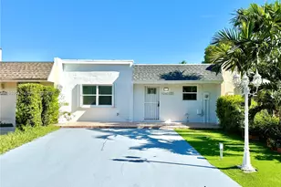 11240 SW 33rd Cir Pl, Miami, FL 33165 - Photo 1