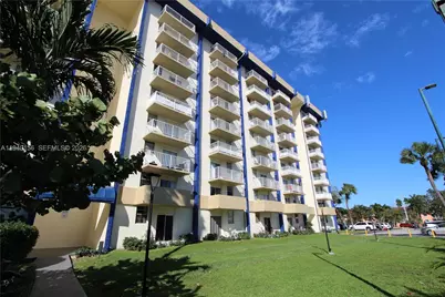 4550 NW 9th St #611E, Miami, FL 33126 - Photo 1