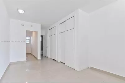 1685 Jefferson Ave #8, Miami Beach, FL 33139 - Photo 1
