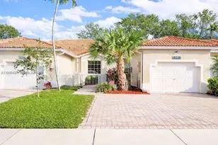 2650 E Aragon Blvd, Sunrise, FL 33313 - Photo 1