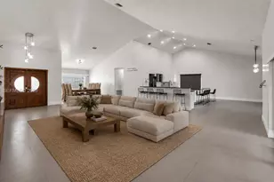 1092 NW 162nd Ave, Pembroke Pines, FL 33028 - Photo 1