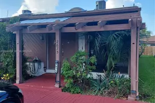 2675 S Parkview Dr, Hallandale Beach, FL 33009 - Photo 1
