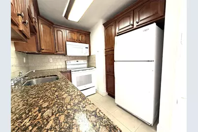 495 NW 72nd Ave #211, Miami, FL 33126 - Photo 1