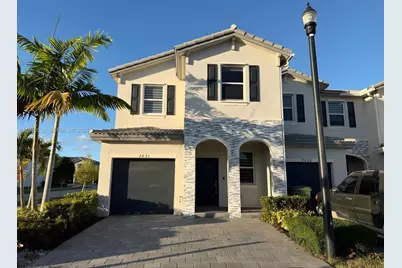 2631 SE 11th St #2631, Homestead, FL 33035 - Photo 1