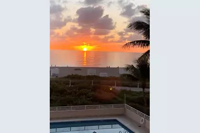 345 Ocean Dr #414, Miami Beach, FL 33139 - Photo 1