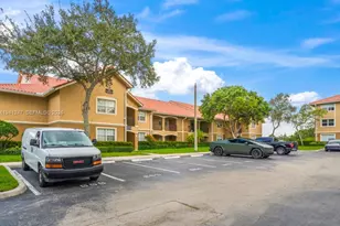 231 SW 116th Ave, Pembroke Pines, FL 33025 - Photo 1