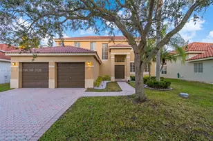 714 Heritage Dr, Weston, FL 33326 - Photo 1