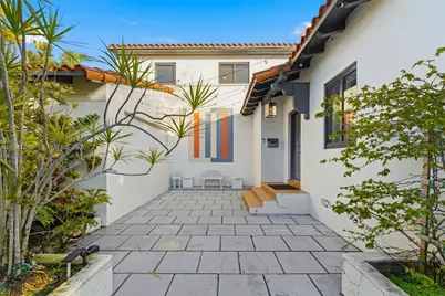 541 NE 105th St, Miami Shores, FL 33138 - Photo 1