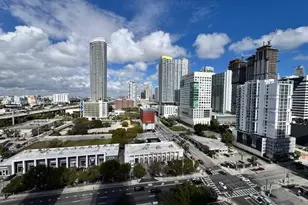 239 SW 9th St, Miami, FL 33130 - Photo 1