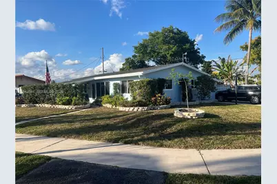 8801 SW 42nd St, Miami, FL 33165 - Photo 1