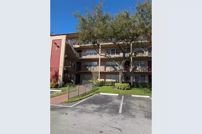 850 SW 133rd Ter #104B, Pembroke Pines, FL 33027 - Photo 1