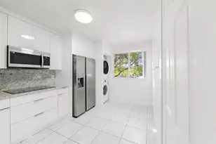 7205 NW 173rd Dr, Hialeah, FL 33015 - Photo 1